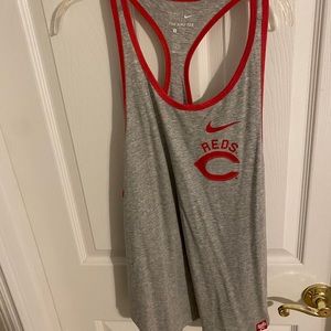 🔥Cincinnati reds women’s gray tank